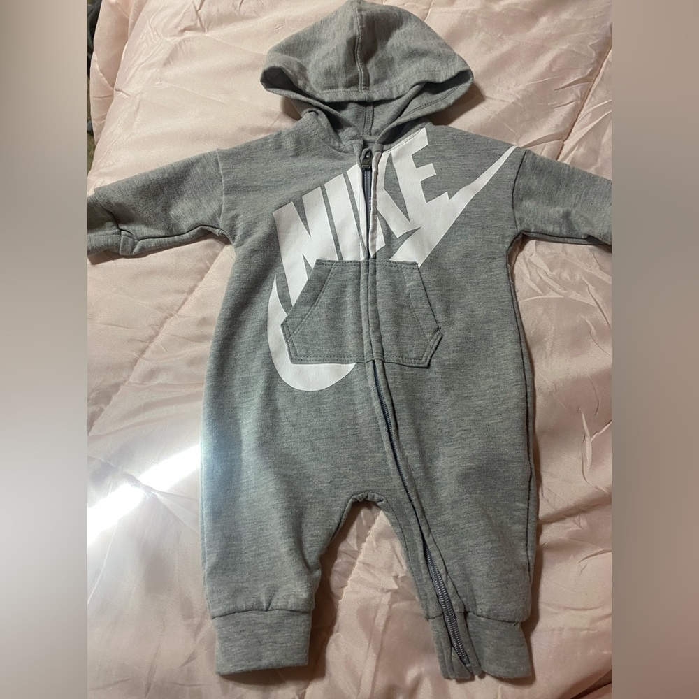 nike baby sweatsuit